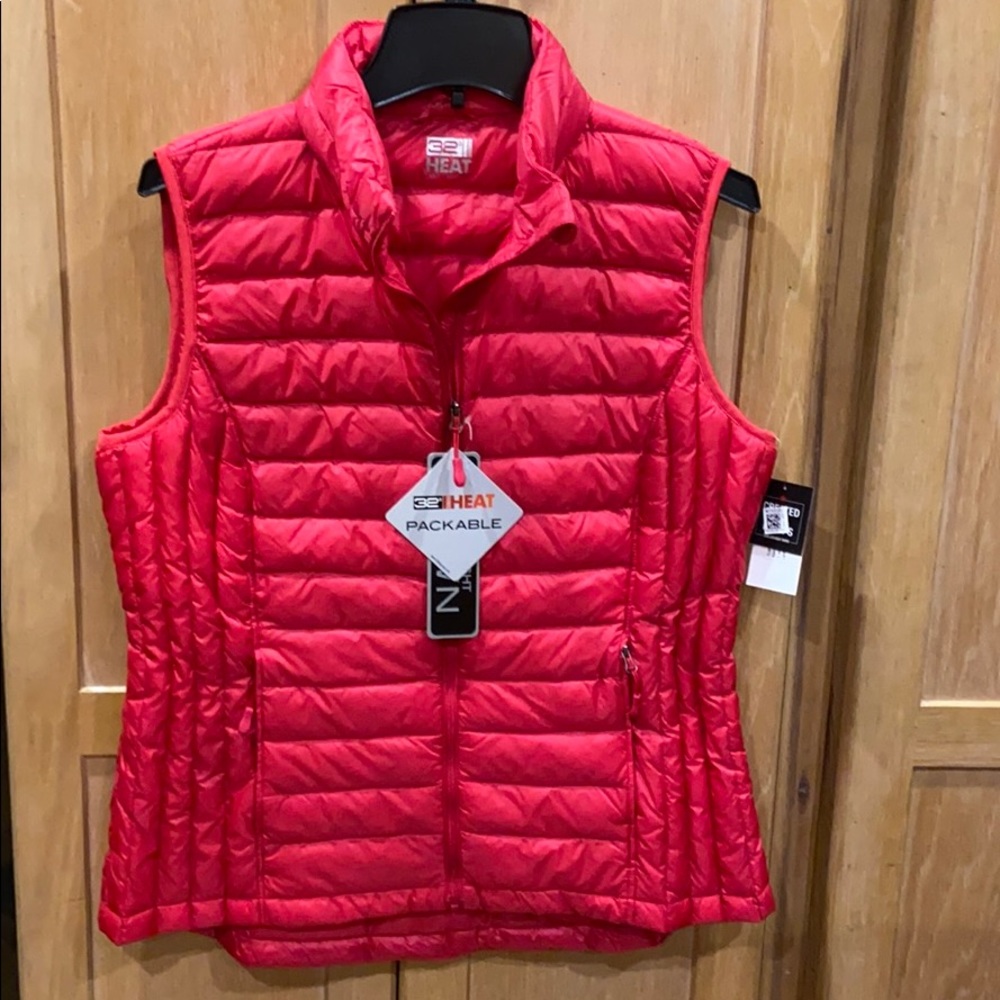 32  Degrees Heat sleeveless LG jacket
